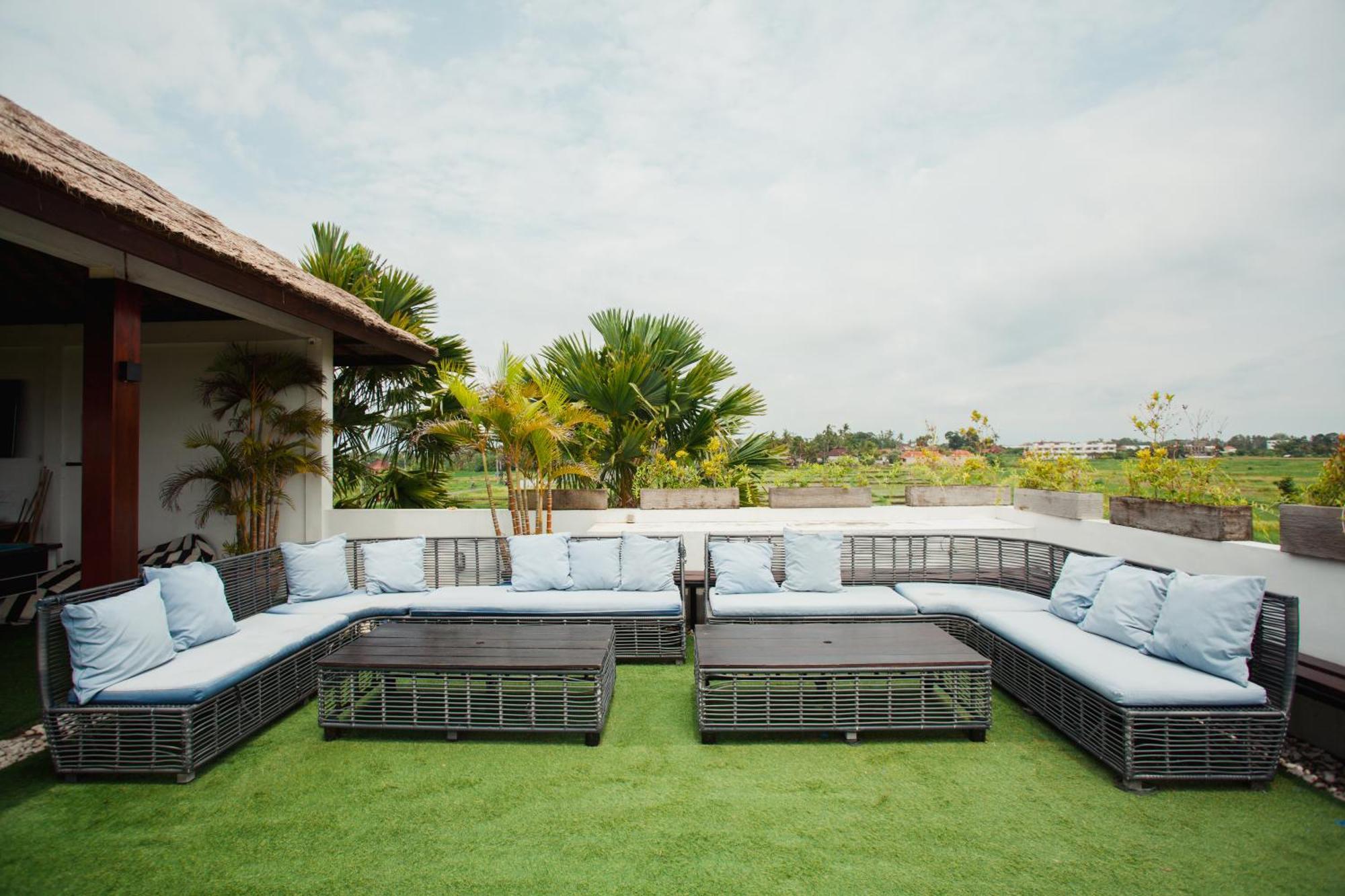 Swell Hotel, Pool Bar & Restaurant Tanah Lot Exterior foto