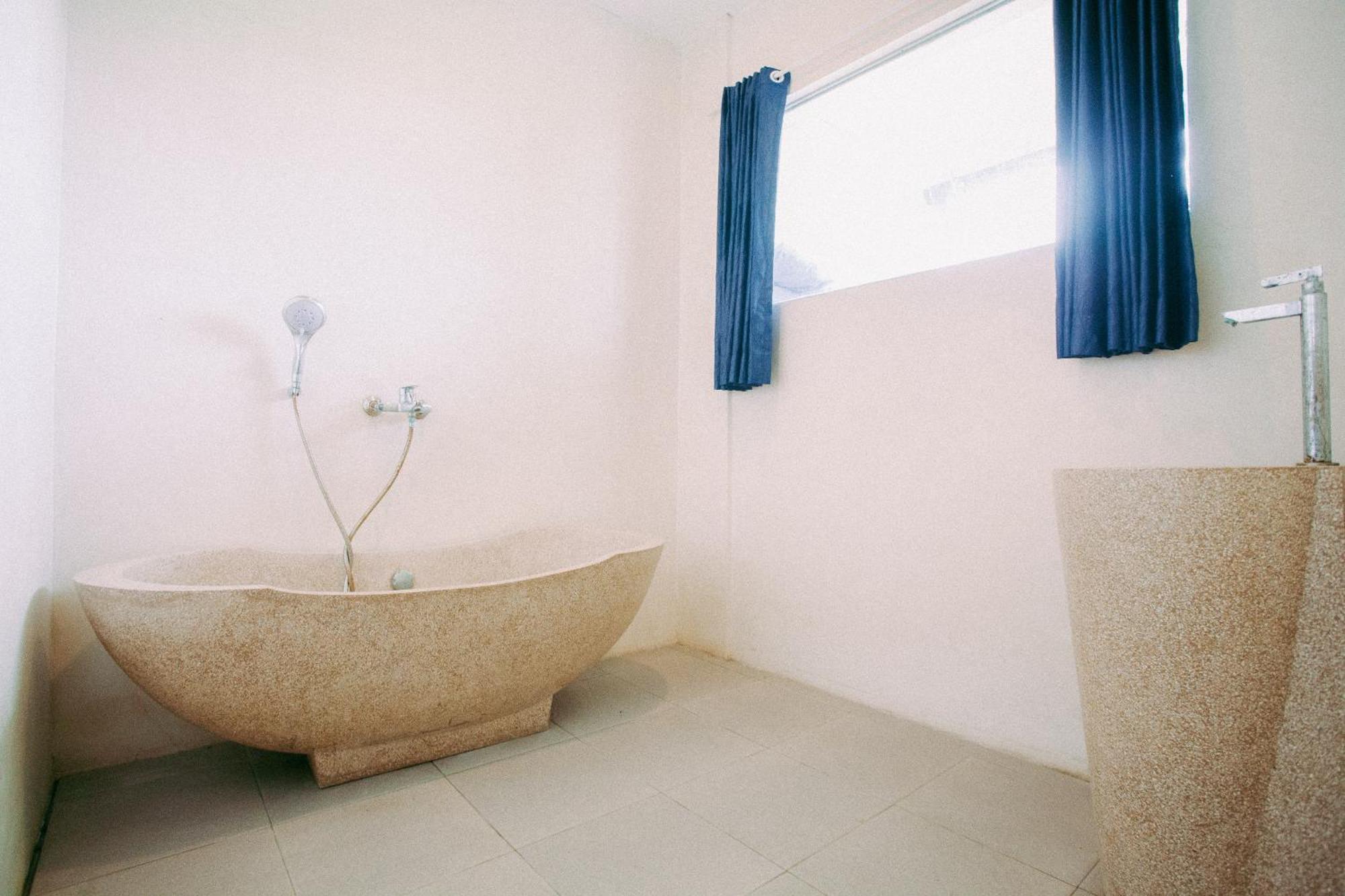 Swell Hotel, Pool Bar & Restaurant Tanah Lot Exterior foto